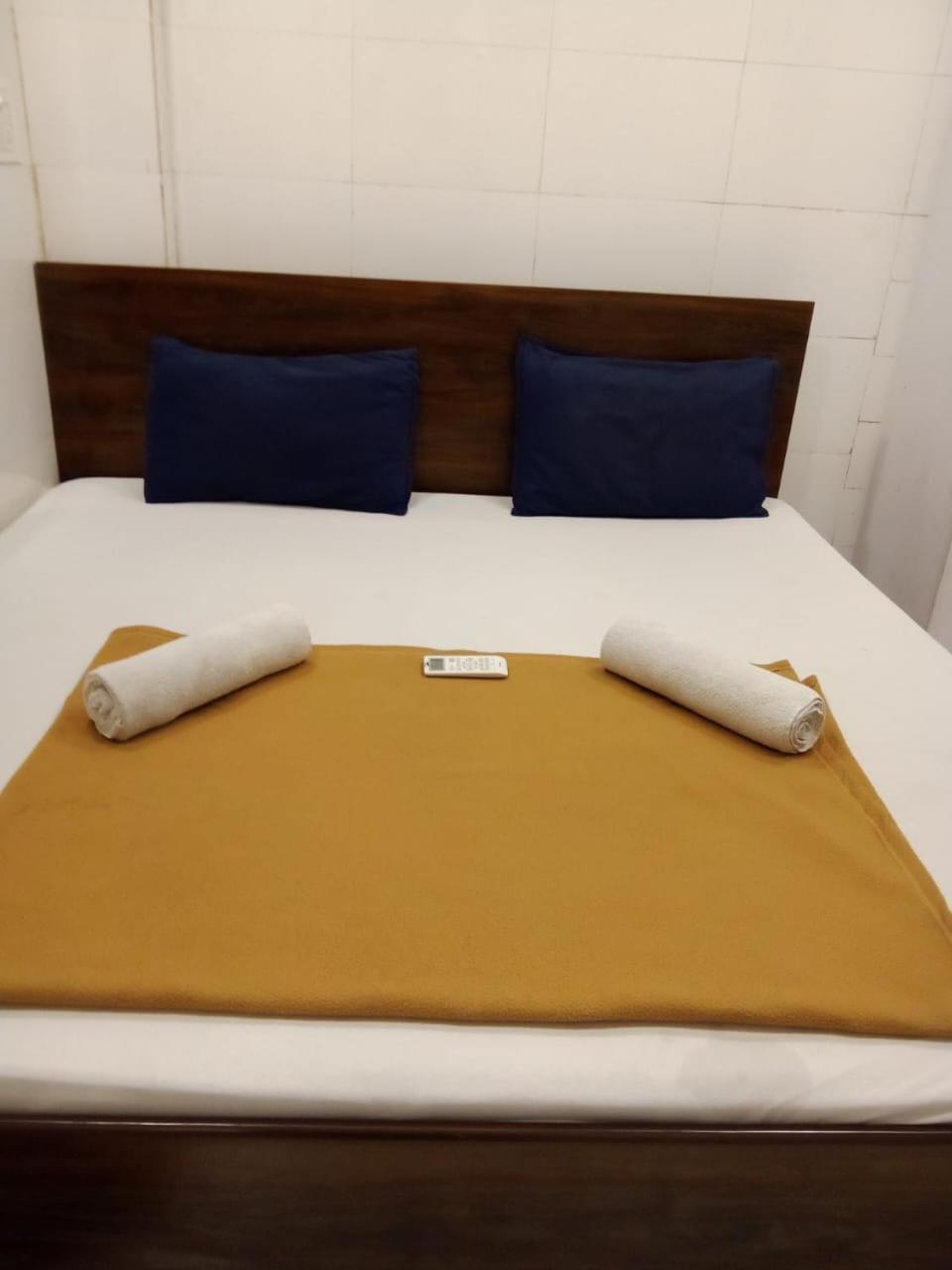 Patel'S Guest House Surat Exterior photo